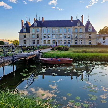 Chateau De Vitry-La-Ville Екстер'єр фото