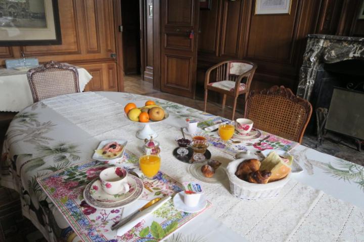 Chateau De Vitry-La-Ville Екстер'єр фото